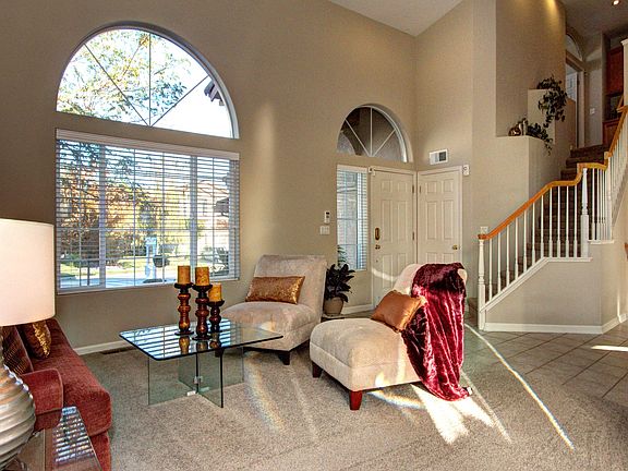 5th image of 9745 Sparrow Glen Way