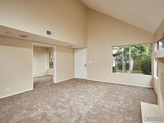 4th image of 10643 Escobar Dr