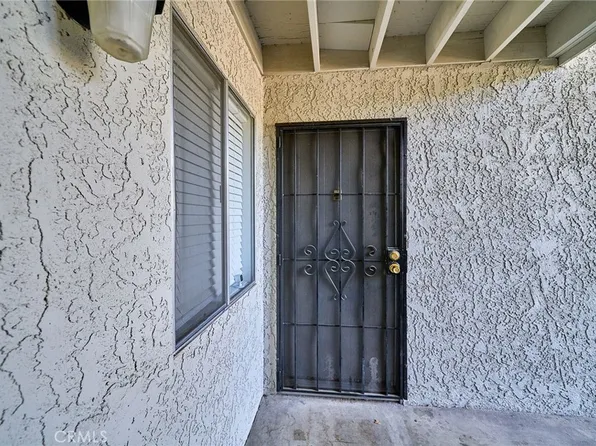 26200 Redlands Blvd APT 5, Redlands, CA 92374