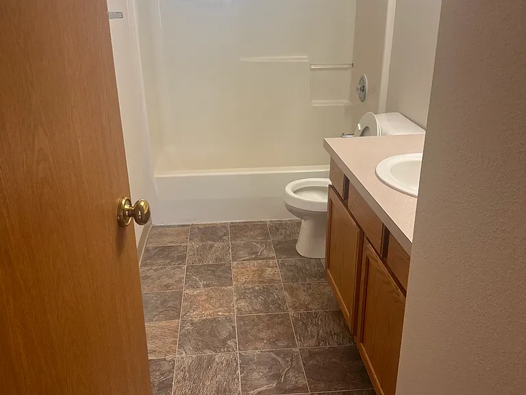 9312 Fairhill Dr NE #A — Photo 31