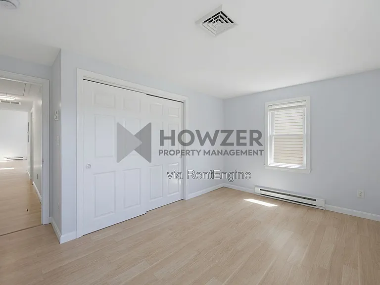 1029 Iyannough Rd #1D — Photo 12