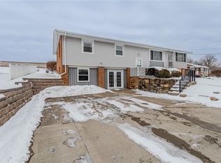 1155 University Dr, Dunbar, PA 15431