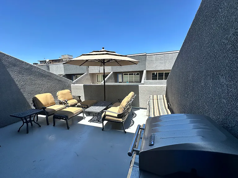 375 Pine St — Photo 21