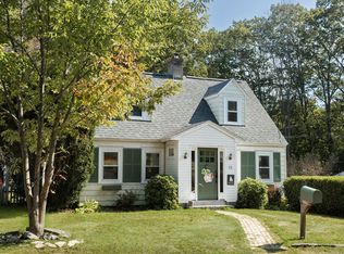 11 Cross St, Kittery, ME 03904
