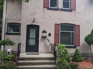478 4th St, Manistee, MI 49660