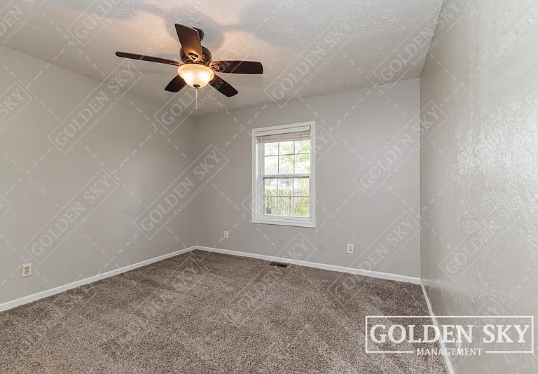2708 S Mulberry St — Photo 4