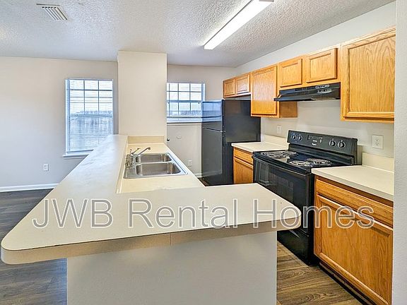 2nd image of 9315 1st Ave