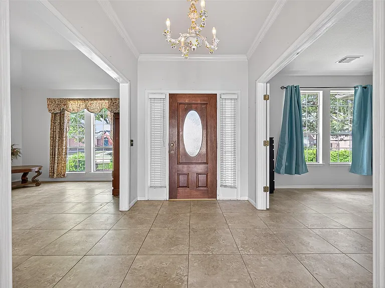 12727 Magnolia Leaf St — Photo 2