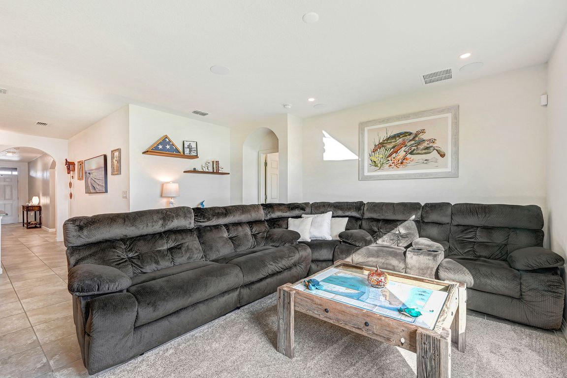 next background image