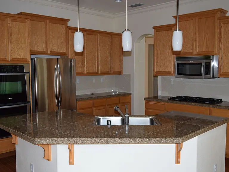16210 Sheltered Cv E — Photo 15