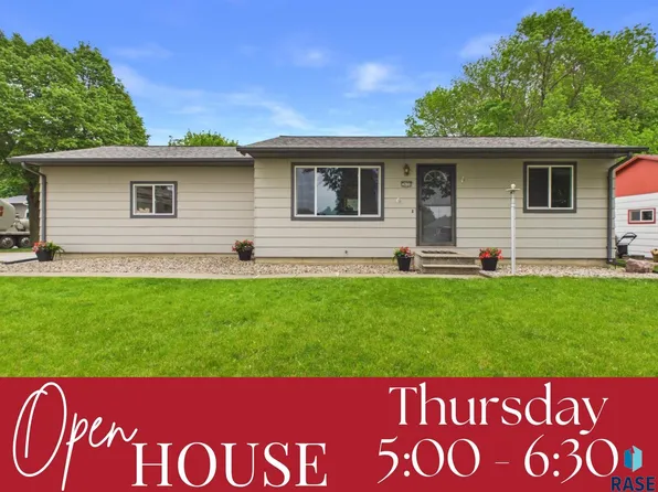 2600 S Chapelwood Ave, Sioux Falls, SD 57110