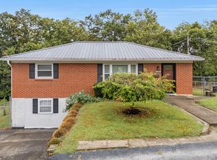 328 Westland Dr, Frankfort, KY 40601