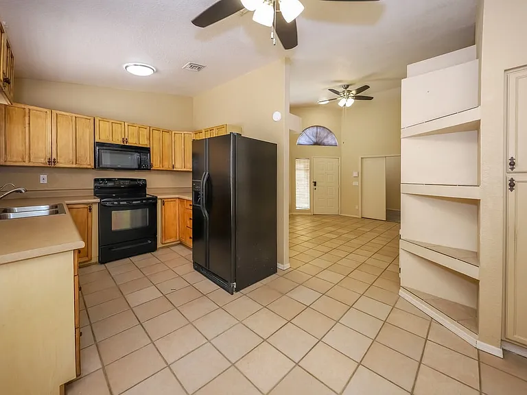 3080 W Placita De La Roseta — Photo 10