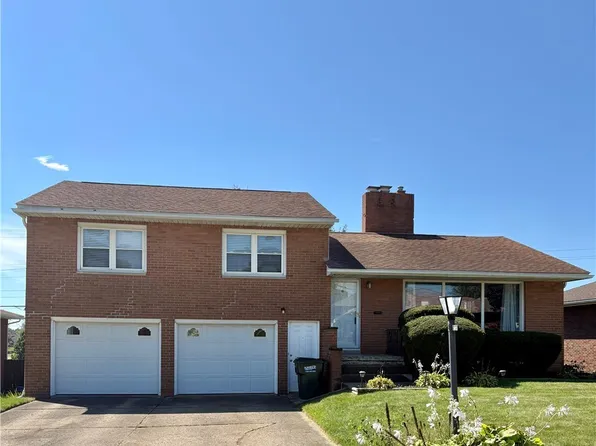 1407 W Valentine Cir NW, Canton, OH 44708