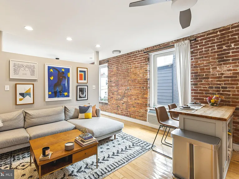 51 Randolph Pl NW #304 — Photo 1