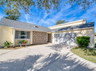 2924 Foxcroft Ln, South Daytona, FL 32119