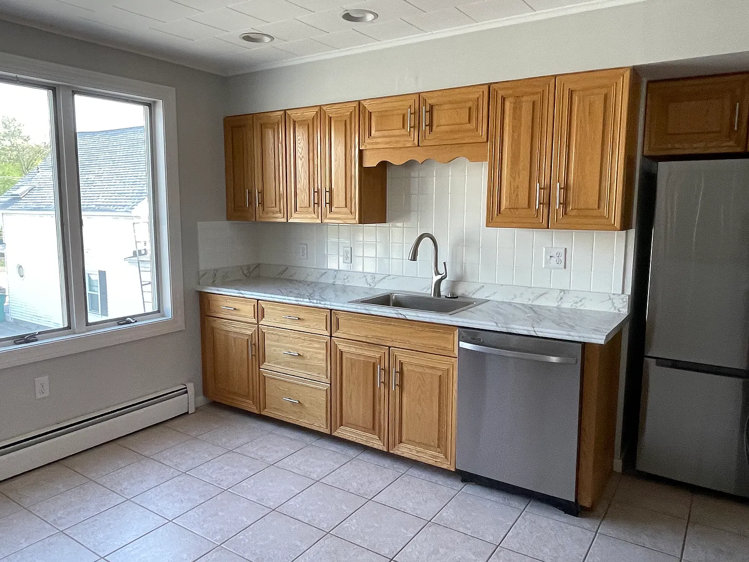 124 Mount Hope St — Photo 4
