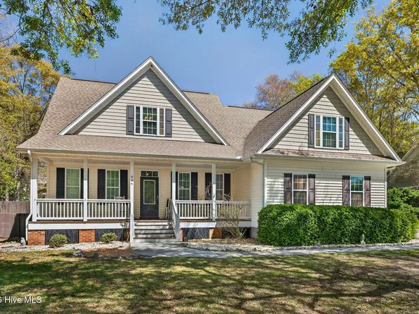 804 Albatross Way, Hampstead, NC 28443