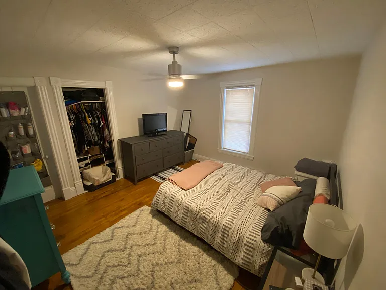 Bedroom #1