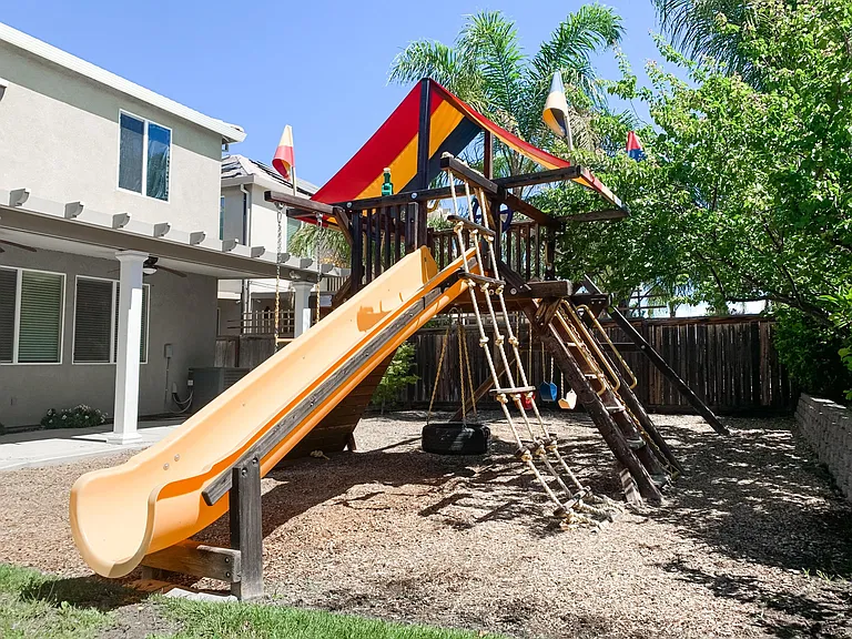 4048 Ice House Way — Photo 11