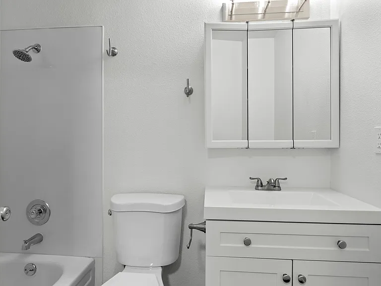 Brix Apartments — Photo 36