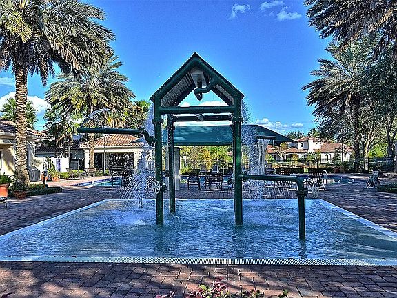 Community water park