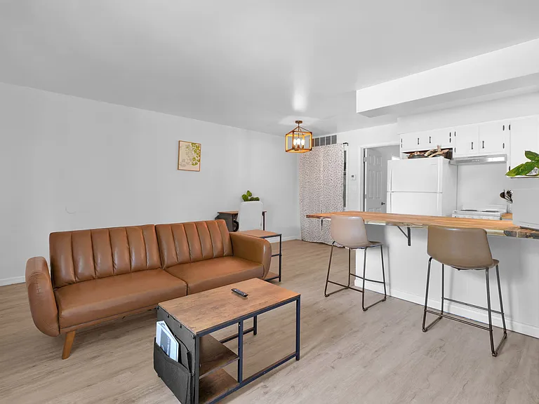 406 Edgar St #4 — Photo 7