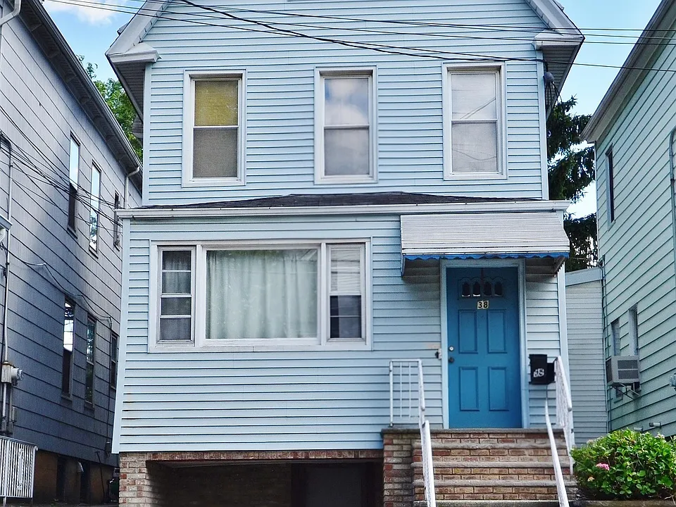 38 E 41st St