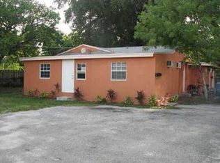 2420 Lincoln St, Hollywood, FL 33020