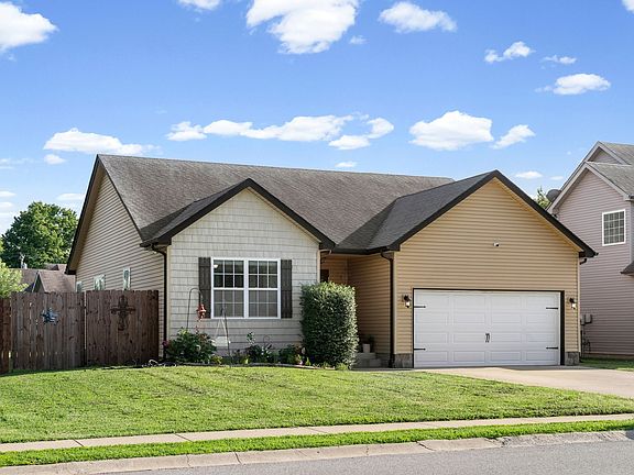 2nd image of 400 Leslie Wood Dr