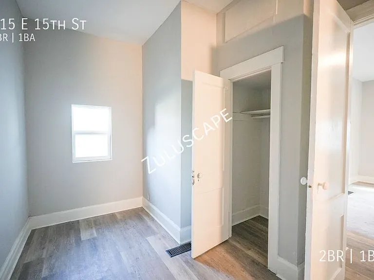415 E 15th St — Photo 10