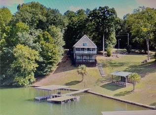 1072 Jets Landing Rd, Abbeville, SC 29620