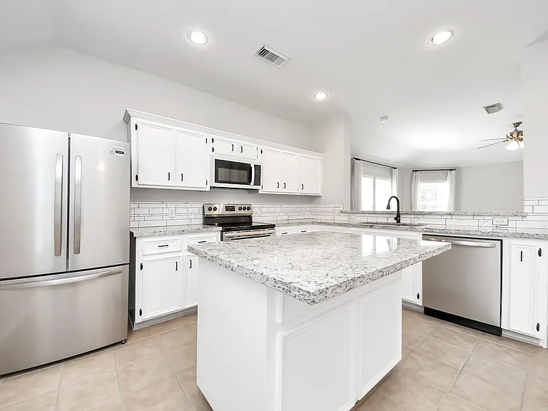 20418 Port Bishop Ln — Photo 13