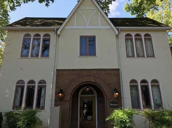 2204 H St, Sacramento, CA 95816