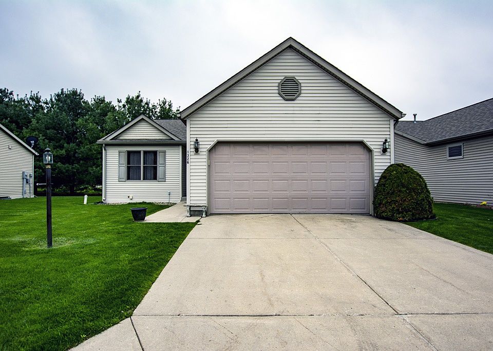 1st image of 1326 Clover Creek Ln