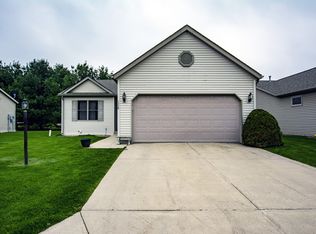 1326 Clover Creek Ln, Goshen, IN 46526