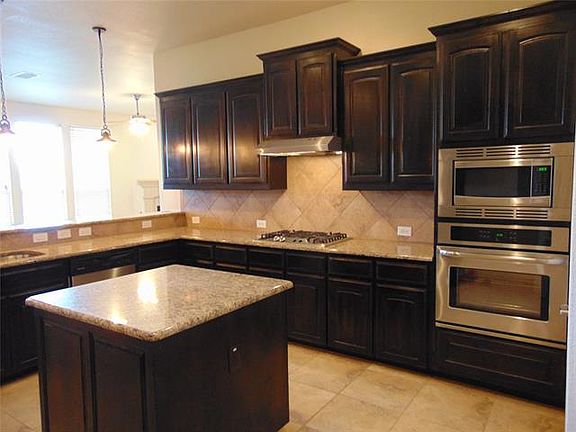 2nd image of 1217 Daventry Dr