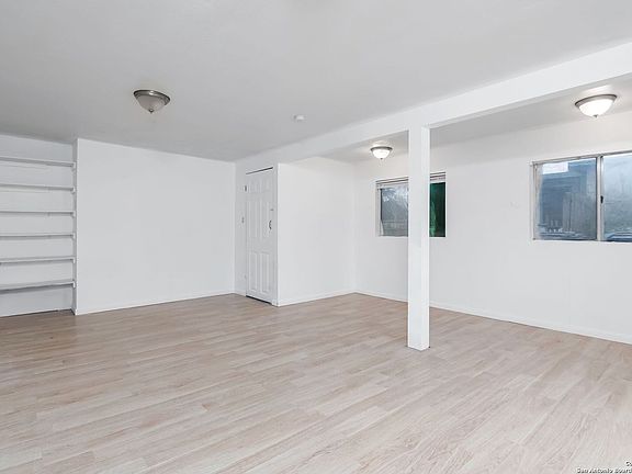 4th image of 226 Amador
