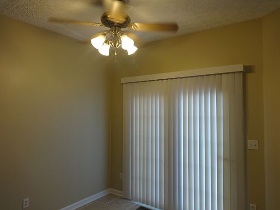 4th image of 8772 Kingsley Dr