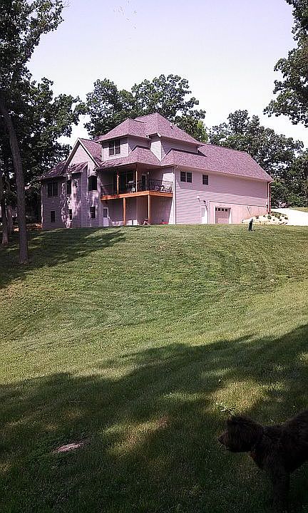 2nd image of 79 Roosevelt Dr