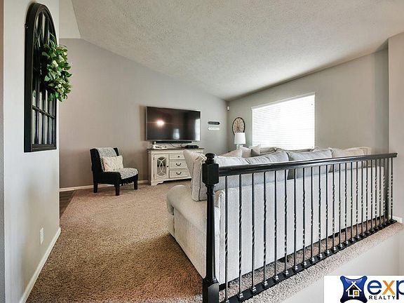 5th image of 5912 S 187 Avenue Cres