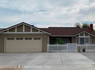 7762 Vassar Ave, Canoga Park, CA 91304