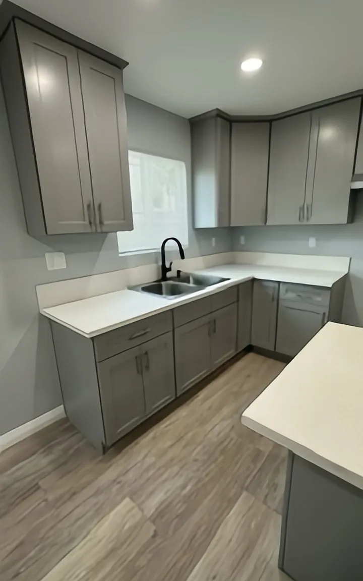 2 bed, $3,000 — Photo 1