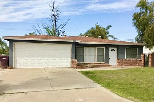 12081 Marigold Ave Photo 1
