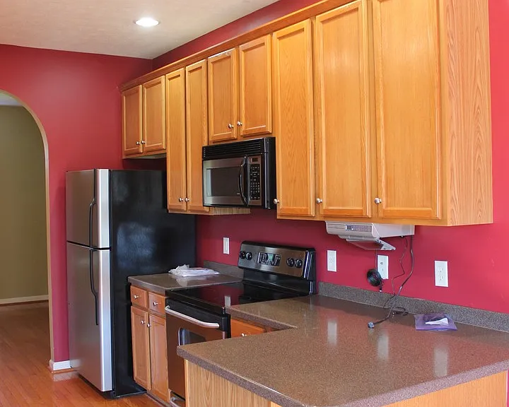 2948 Crystal Spring Ln — Photo 7