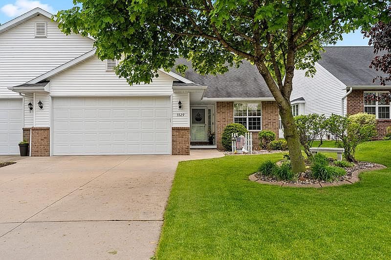 1st image of 5529 W Brookview Dr