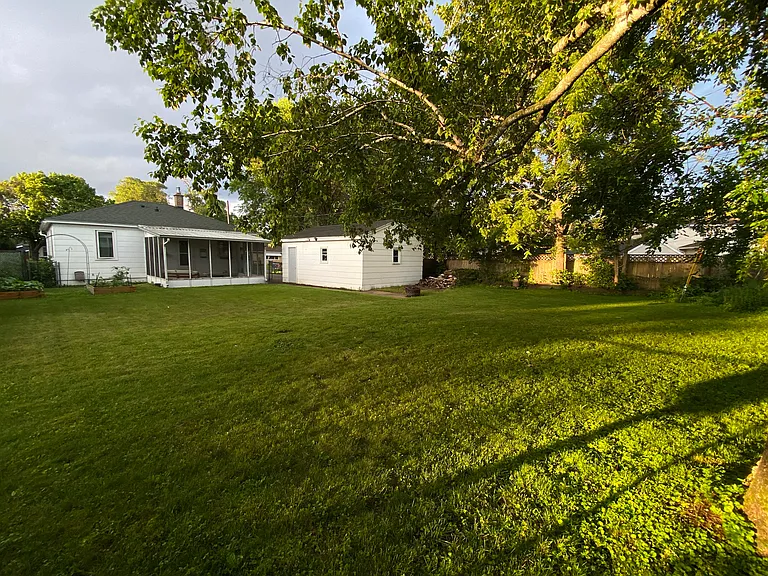 2150 Hyde Ave — Photo 46