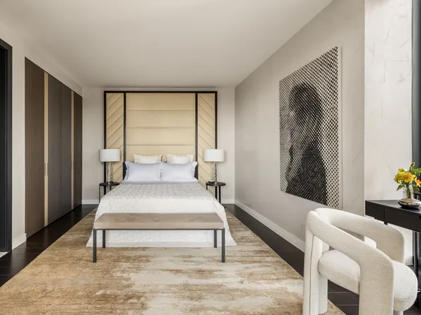 125 Greenwich Street image 2 of 14