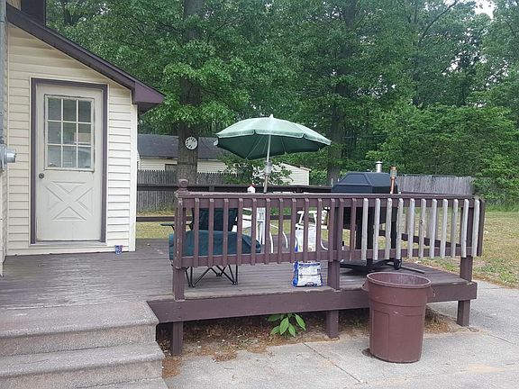 5th image of 4240 E Laketon Ave