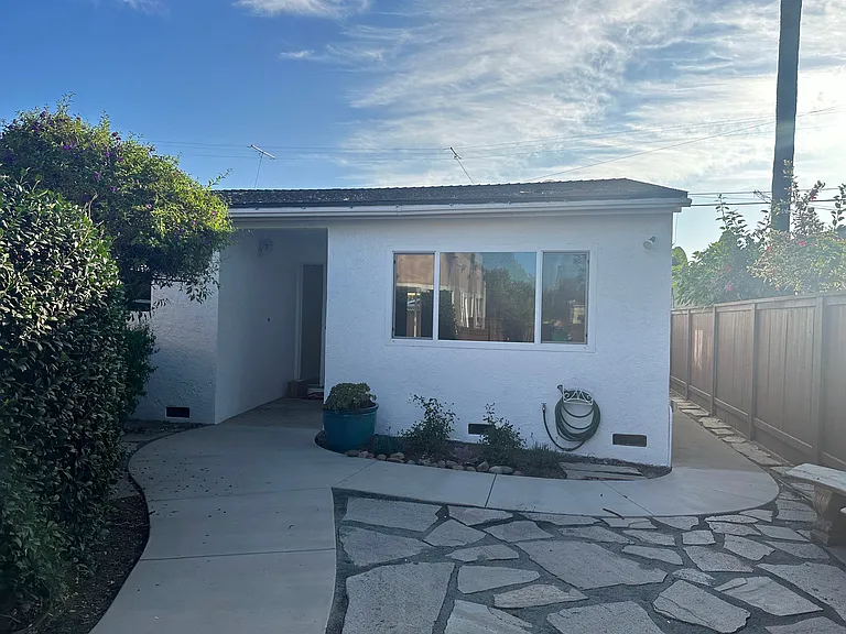 4963 Hawley Blvd — Photo 1